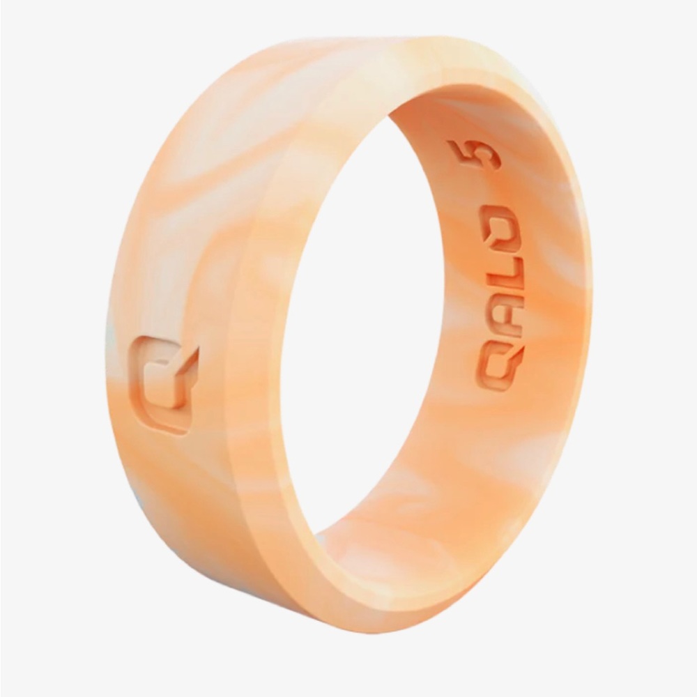 Qalo Modern Silicone Ring